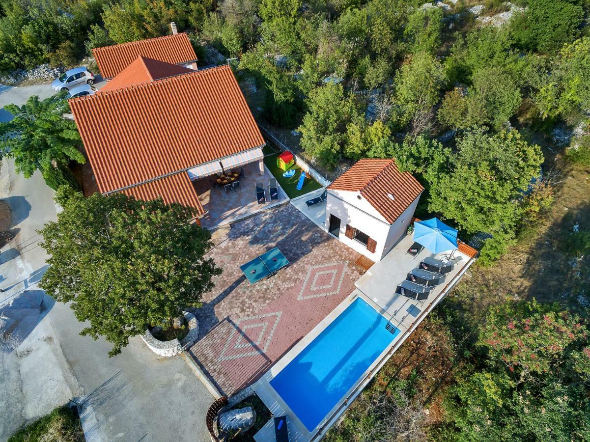 Villa Zvonimir Zagvozd Buitenkant foto